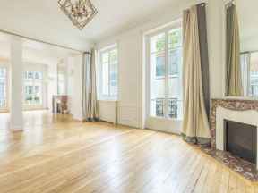 Showroom n°516 - Élysée 75008